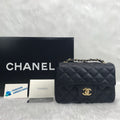 chanel-caviar-mini-flap-bag-1-55-black-gold1