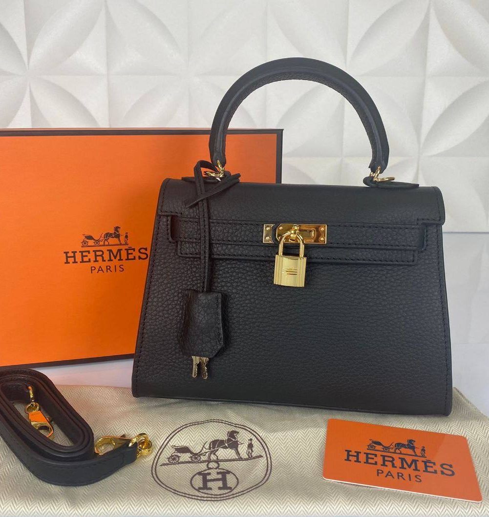 hermes-kelly-22-cm-black-gold