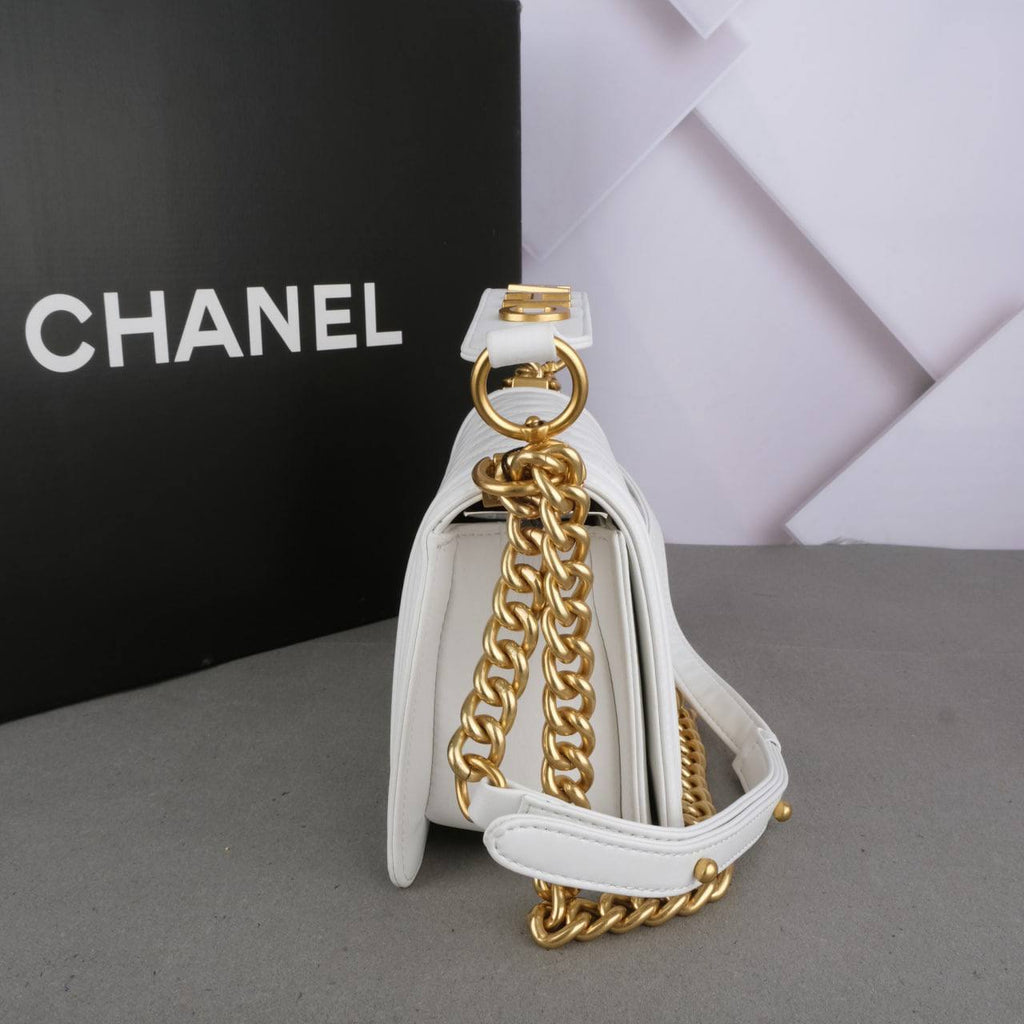 Chanel Chain Boy Chevron side