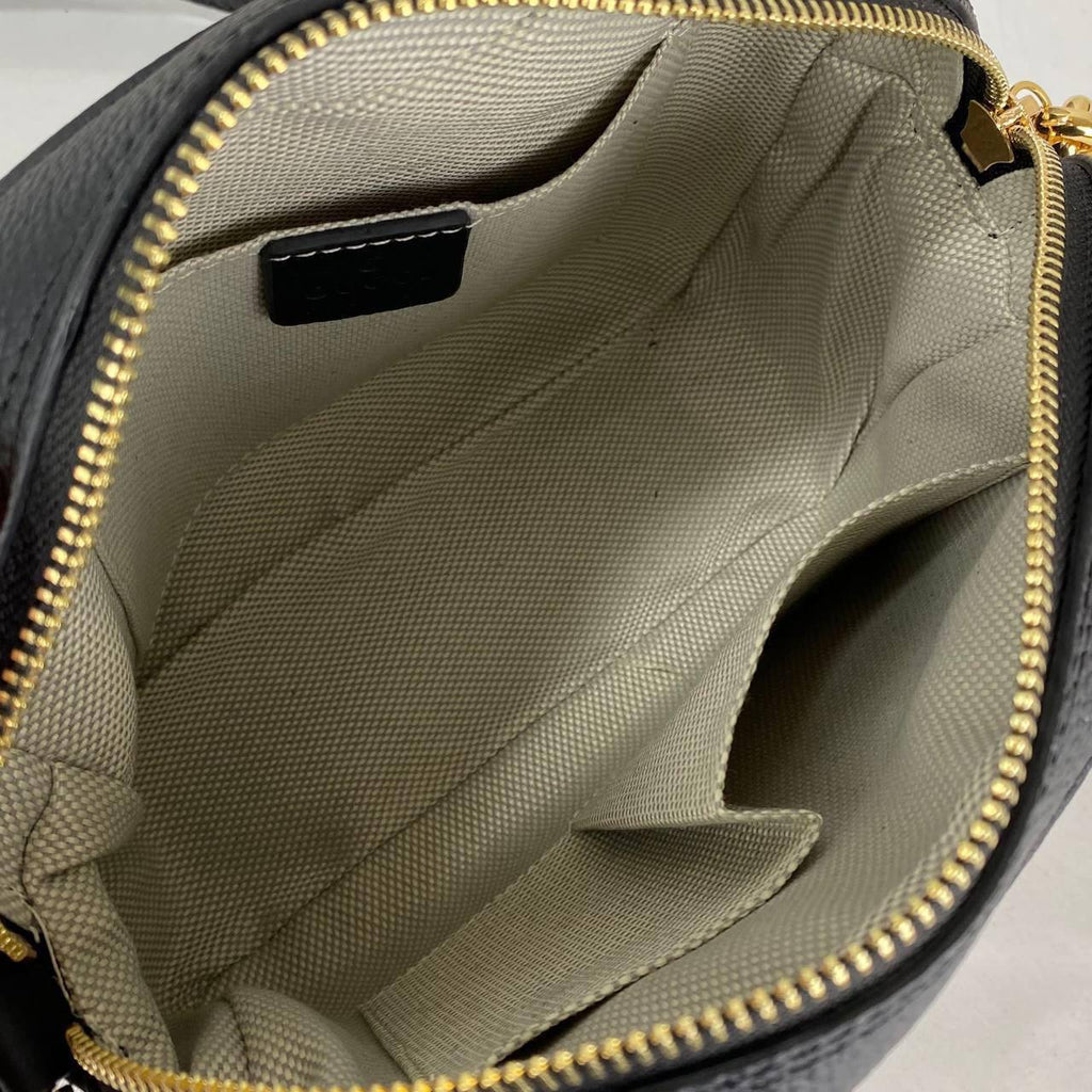 Gucci Soho Disco Bag inside