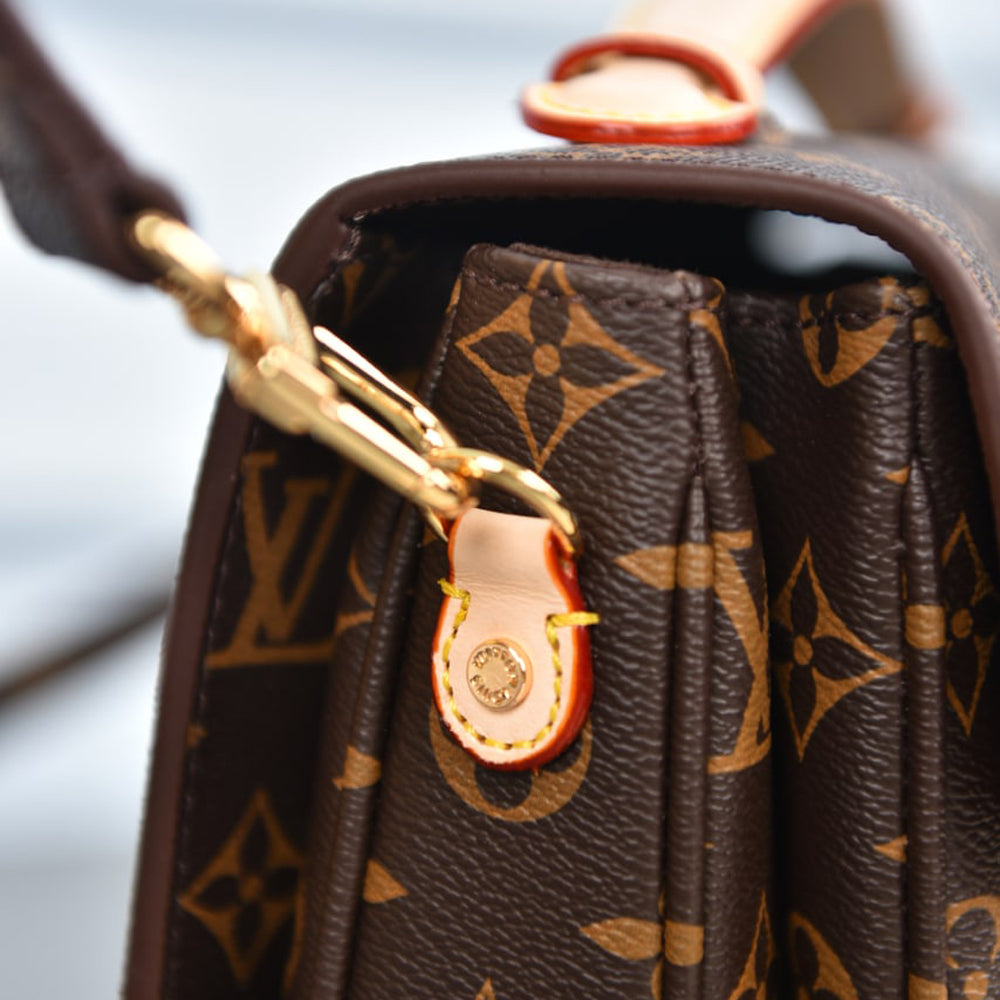 louis-vuitton-pochette-metis-monogram-canvas-right