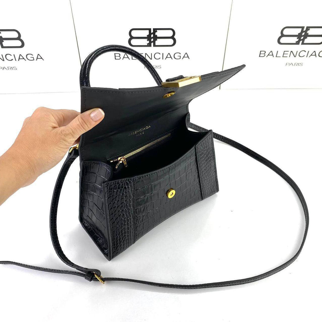 hourglass_small_handbag_crocodile_embossed_black_front_with_brand_opened