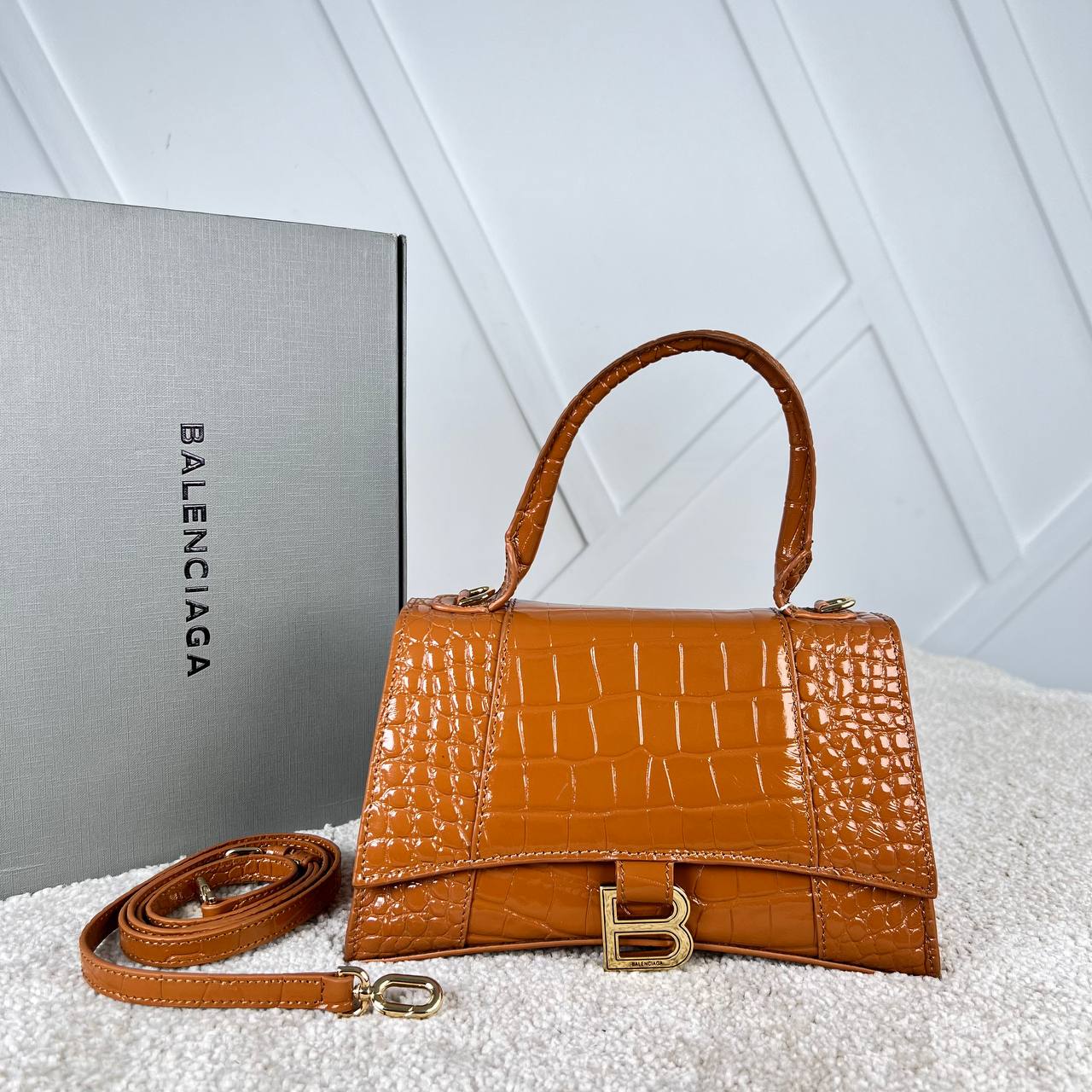 HOURGLASS SMALL HANDBAG CROCODILE EMBOSSED BROWN