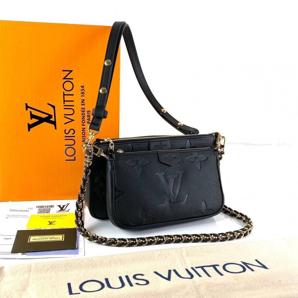 LOUIS VUITTON MULTI POCHETTE ACCESSOIRES OVERSIZED 1