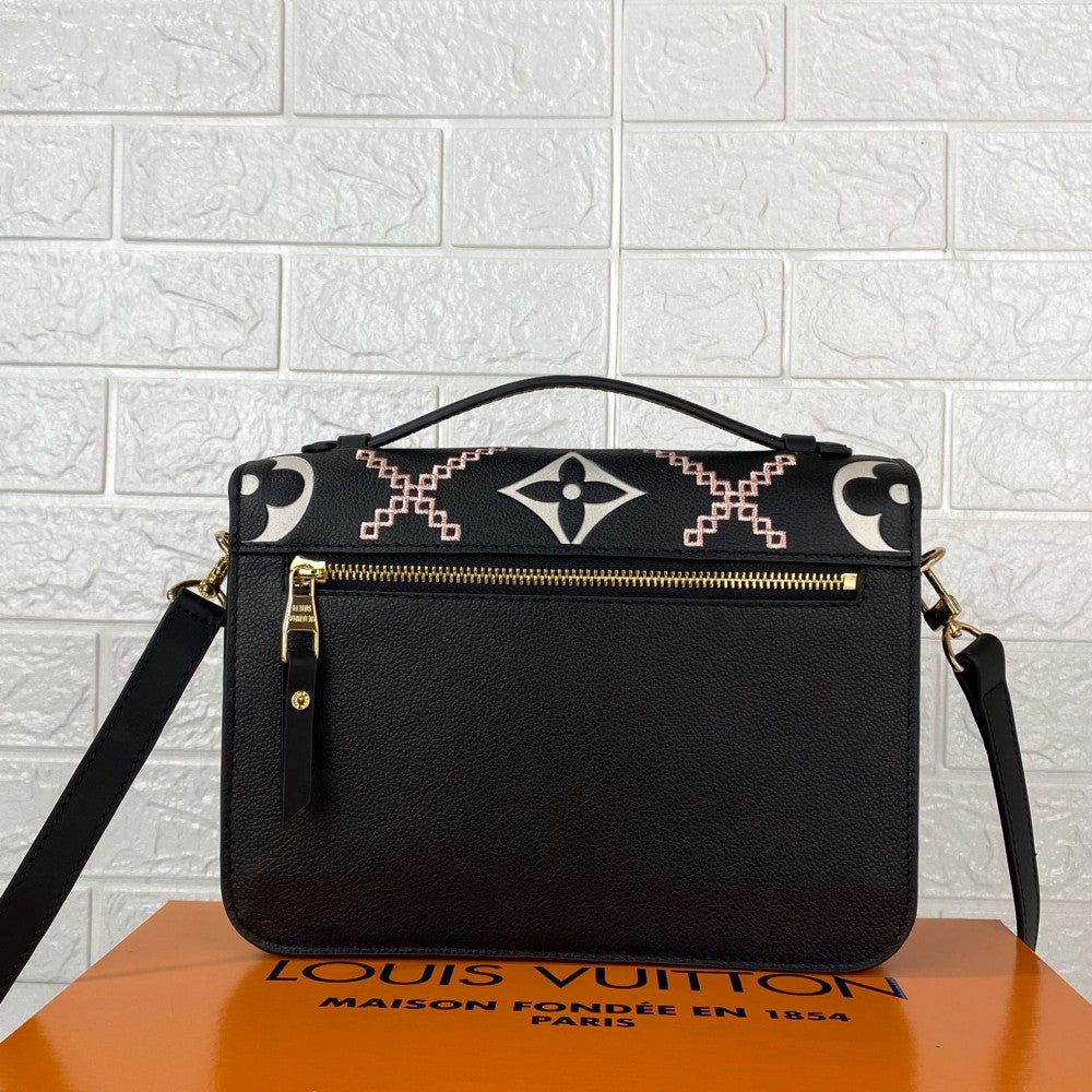 Louis Vuitton Metis Pochette Stitched Motif 8