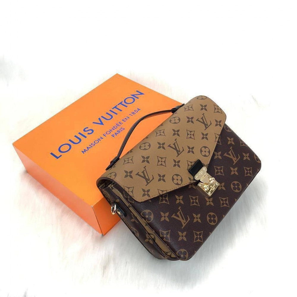 louis-vuitton-metis-pochette-monogram-reverse1