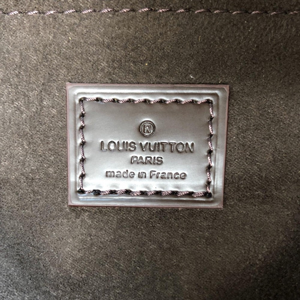 louis-vuitton-metis-pochette-oversized-reserve3