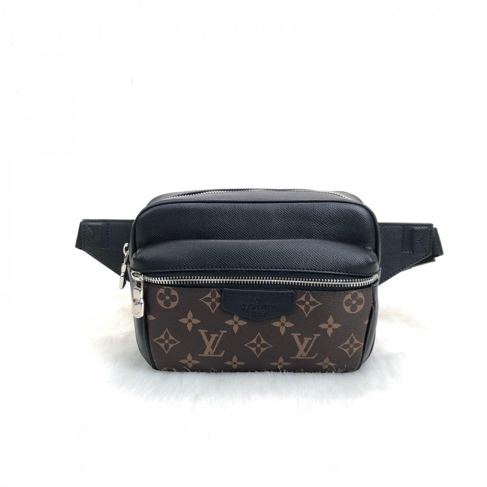 louis-vuitton-outdoor-bumbag-classic5