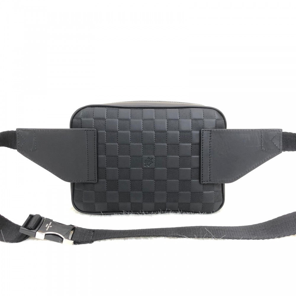 louis-vuitton-outdoor-bumbag-infini6