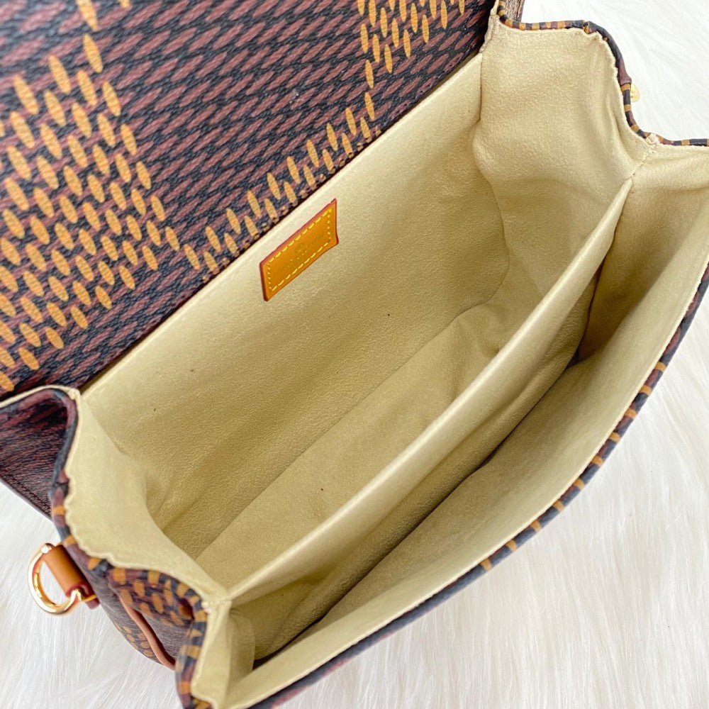 metis-pochette-louis-vuitton-over-size3