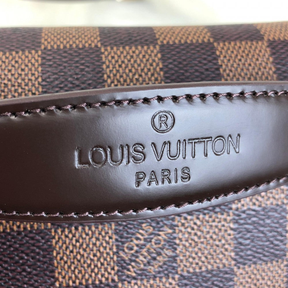 louis-vuitton-bumbag-damier-ebene2