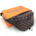 louis-vuitton-bumbag-damier-ebene6