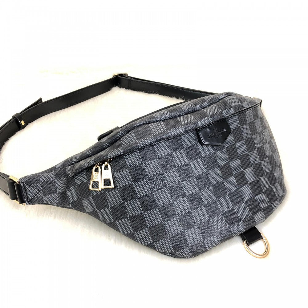 louis-vuitton-bumbag-damier-graphite3