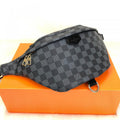louis-vuitton-bumbag-damier-graphite4