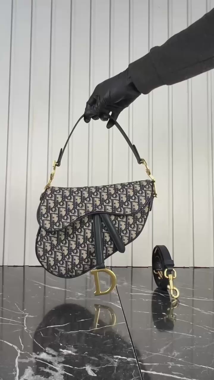 Saddle Bag Premium Designer Style Women’s Bag – High Quality, Elegant Fashion Accessory