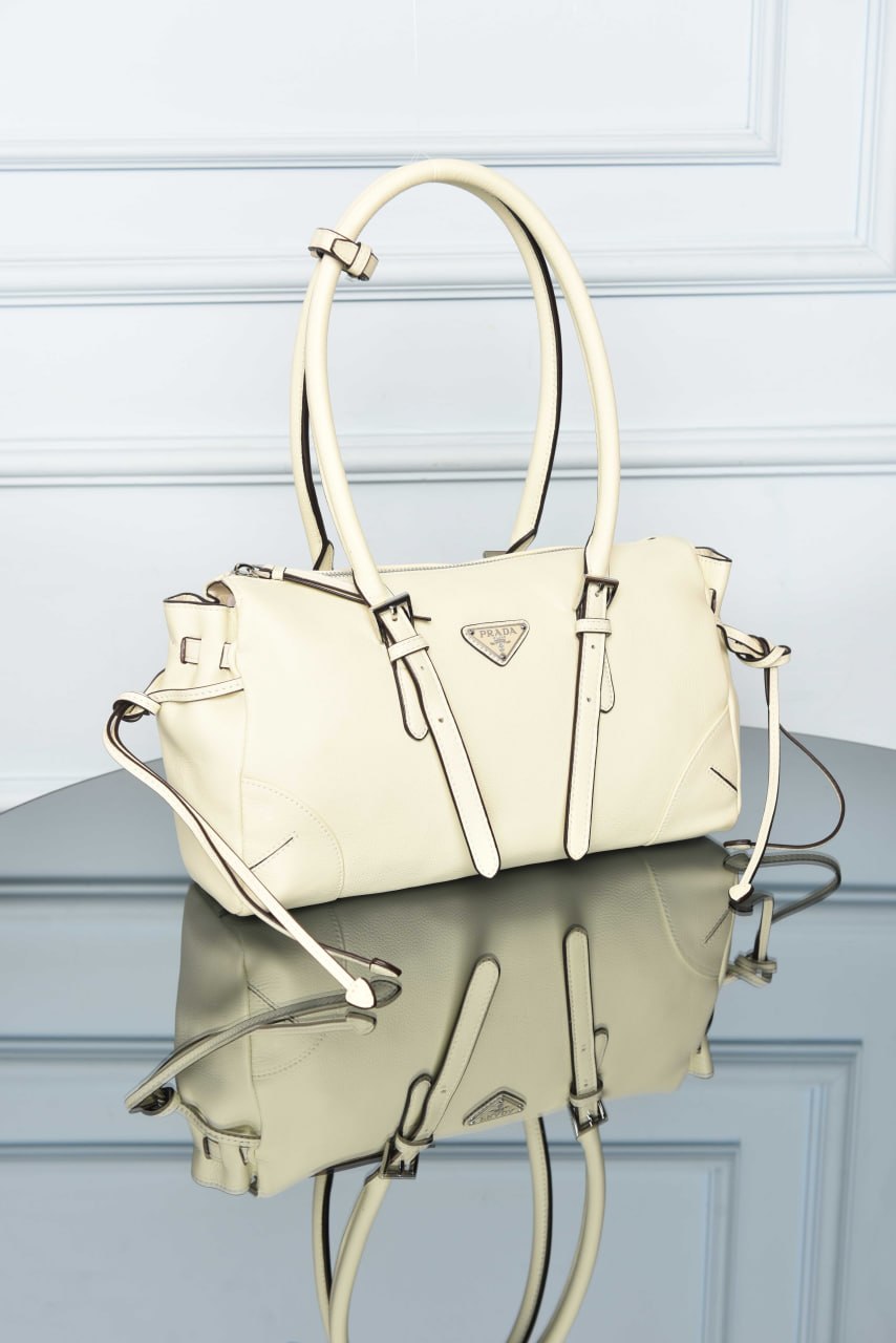 PRADA - Bonnie Medium Antique Leather Tote Bag Premium Designer Style Women’s Bag – High Quality, Elegant Fashion Accessory