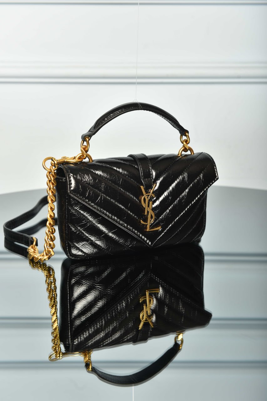 College Mini in Shiny Leather, Premium Designer Style Women’s Bag – High Quality, Elegant Fashion Accessory