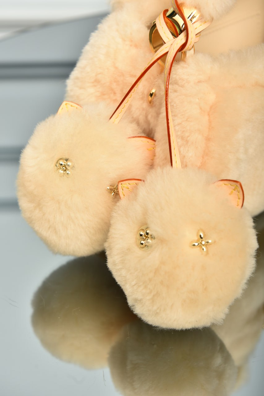 Capusnow,Premium Designer Style Women’s Bag – High Quality, Elegant Fashion Accessory