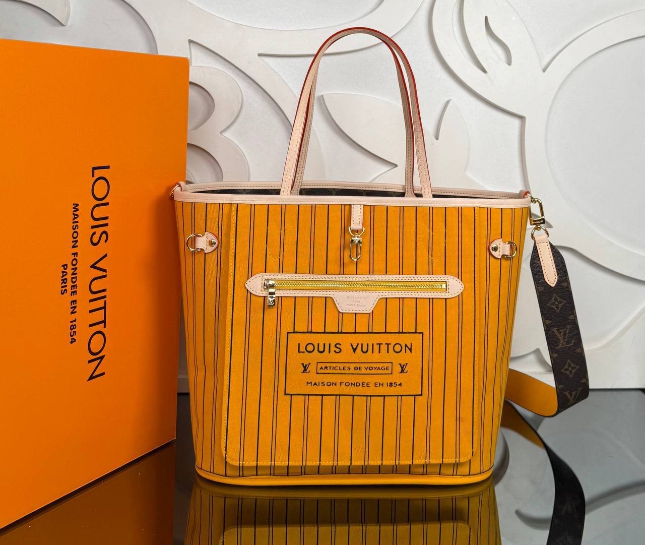 Neverfull Inside Out MM Premium Designer Style Women’s Bag – High Quality, Elegant Fashion Accessory