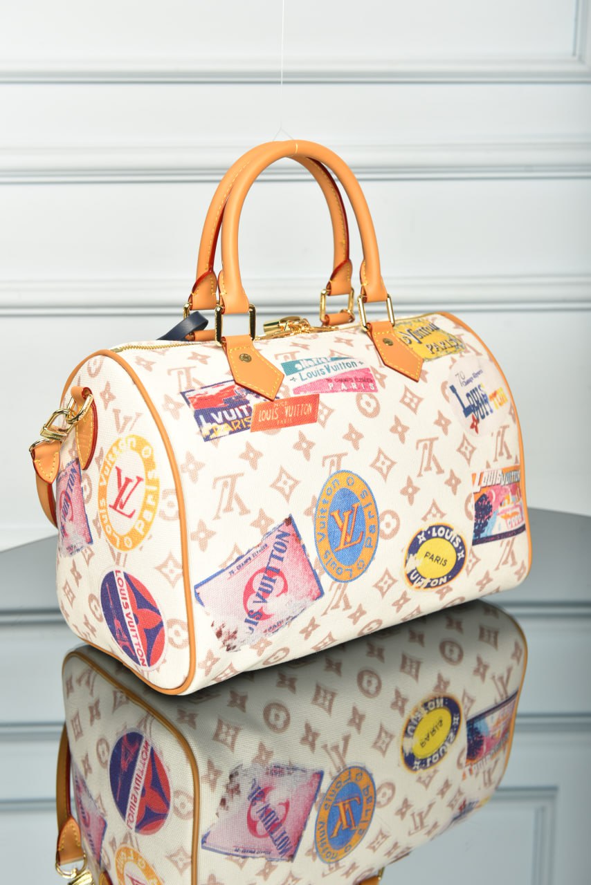 Speedy Soft 30 Bag 
size. 30 × 21 × 17 cm
Premium Designer Style Women’s Bag – High Quality, Elegant Fashion Accessory