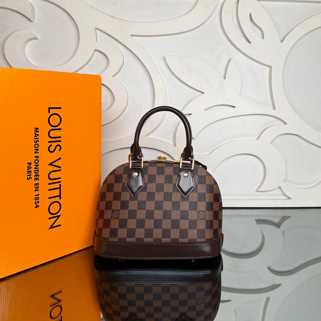 Alma BB, ve Premium Designer Style Women’s Bag – High Quality, Elegant Fashion Accessory