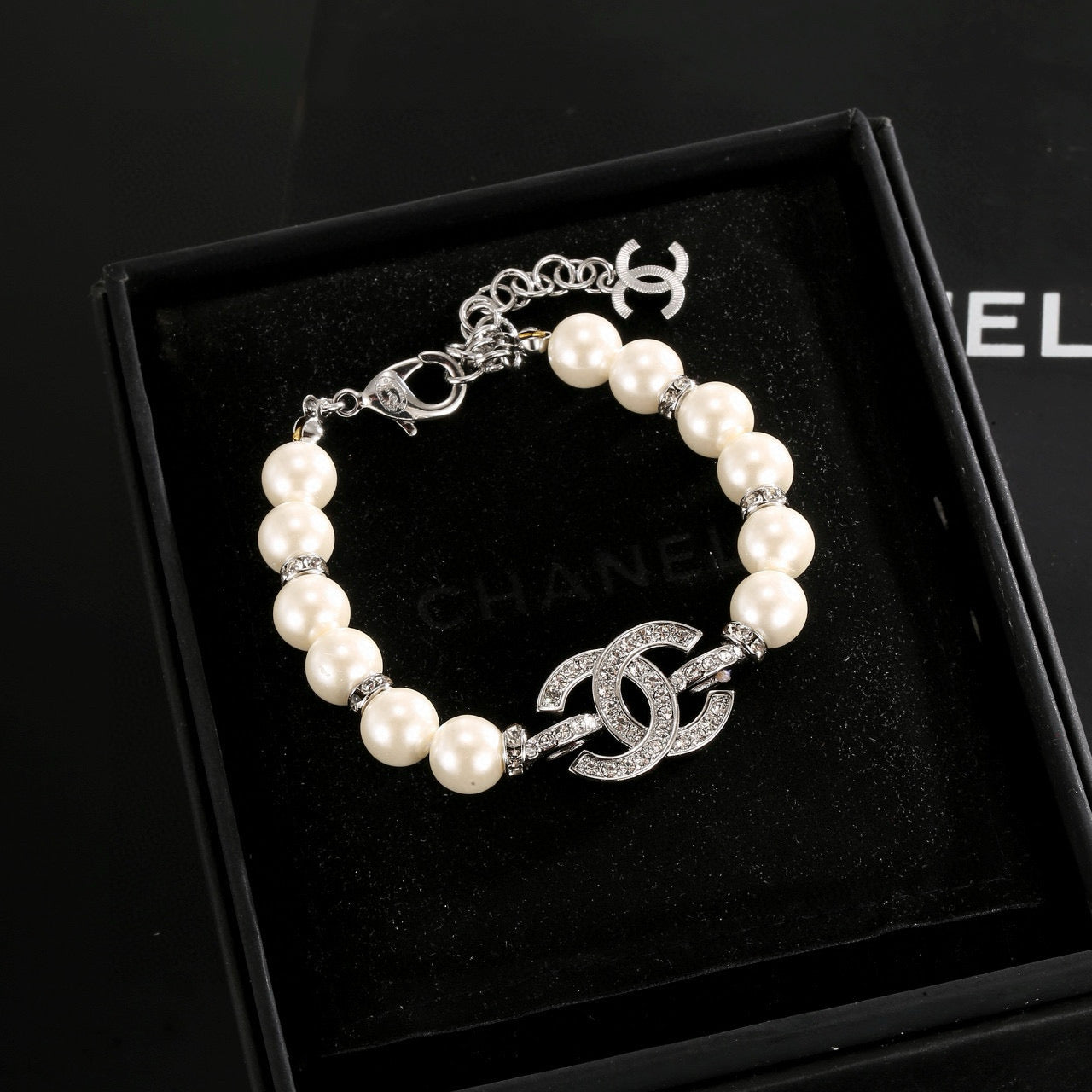 Elegant CC Logo Pearl Bracelet with Rhinestones for Women