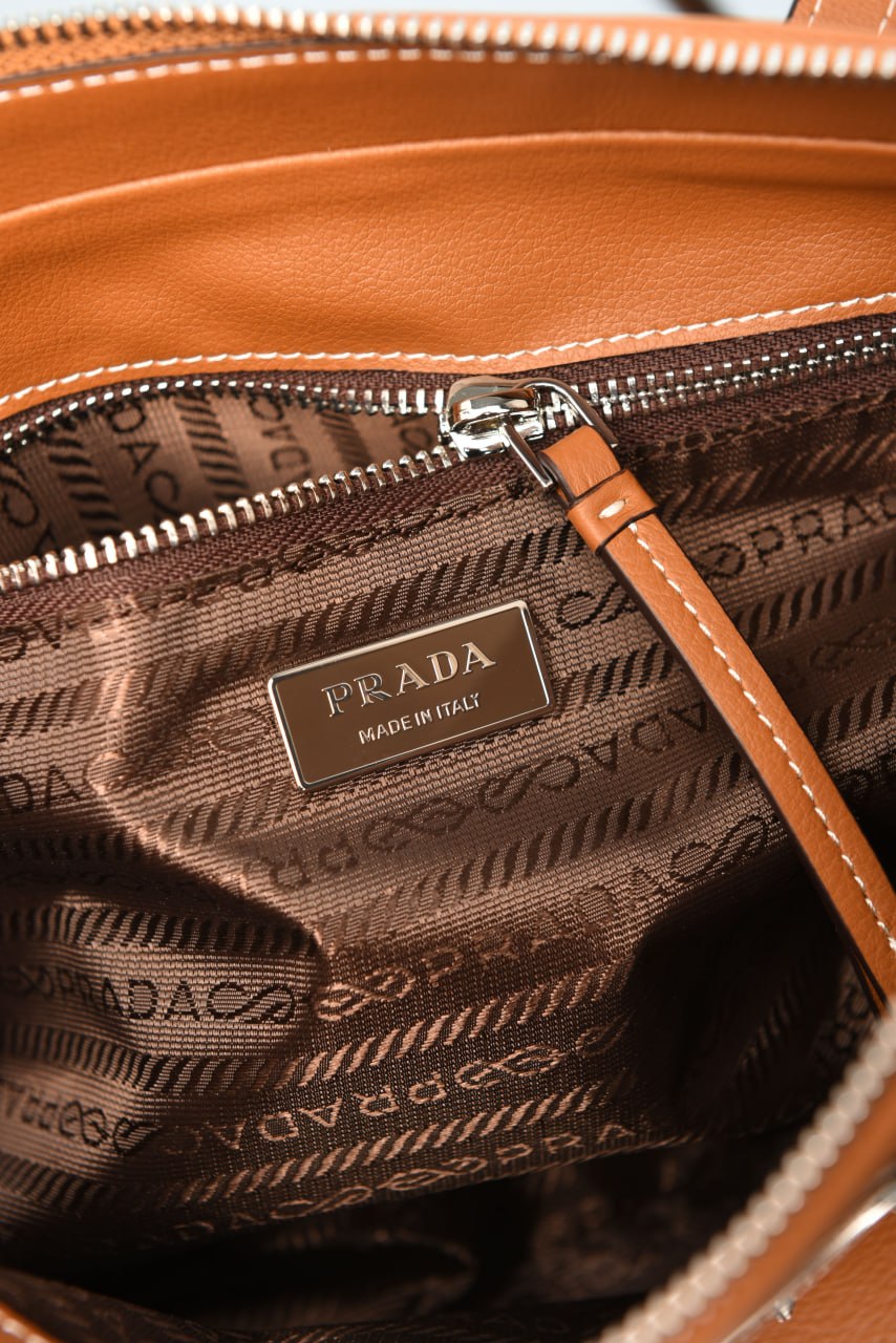 PRADA - Bonnie Medium Antique Leather Tote Bag Premium Designer Style Women’s Bag – High Quality, Elegant Fashion Accessory