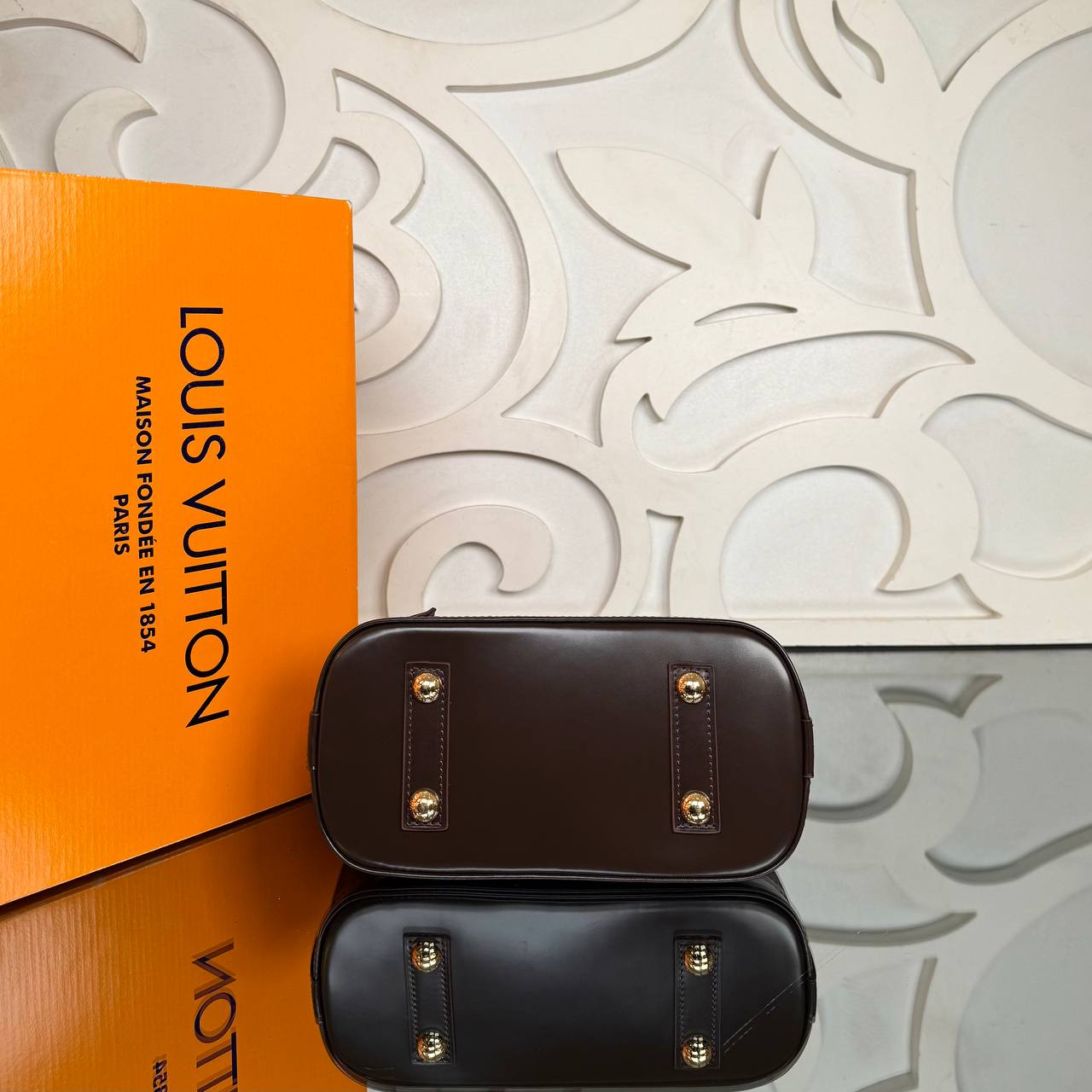 Alma BB, ve Premium Designer Style Women’s Bag – High Quality, Elegant Fashion Accessory