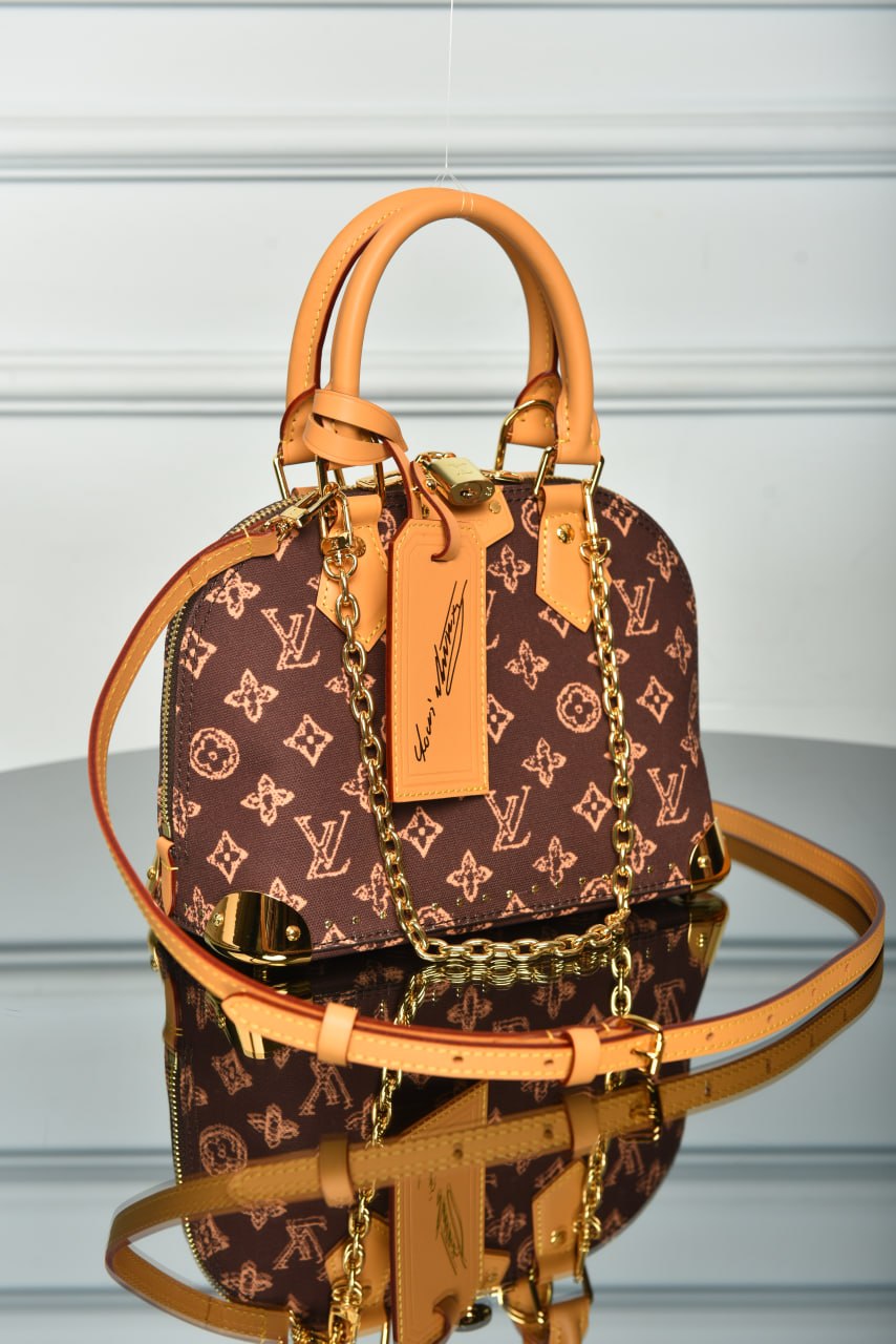 Alma Trunk BB Premium Designer Style Women’s Bag – High Quality, Elegant Fashion Accessory