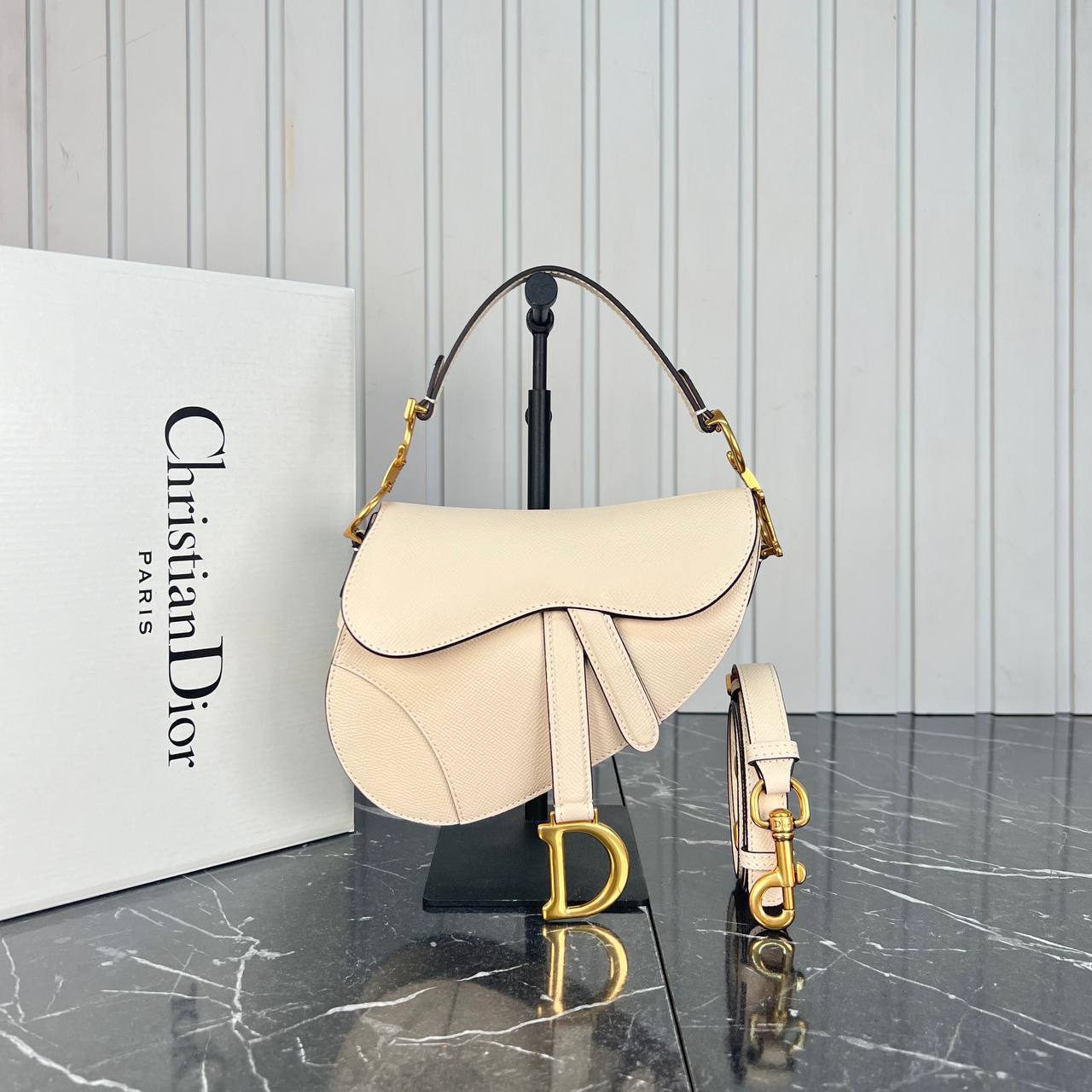 Saddle Mini,Premium Designer Style Women’s Bag – High Quality, Elegant Fashion Accessory