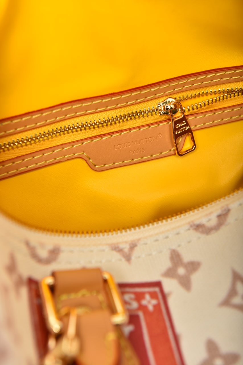 Speedy Soft 30 Bag 
size. 30 × 21 × 17 cm
Premium Designer Style Women’s Bag – High Quality, Elegant Fashion Accessory