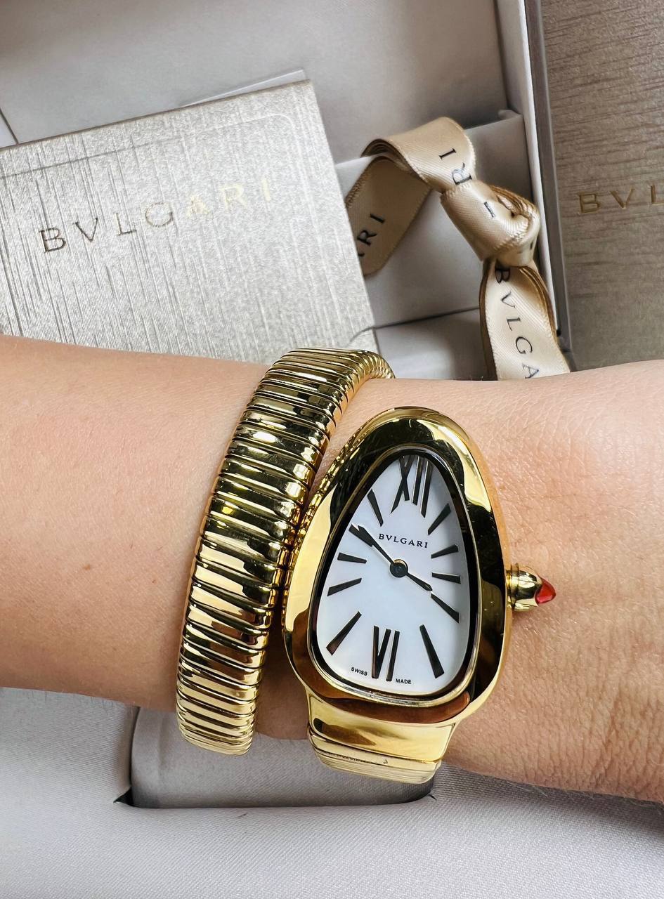 Elegant Oval Design Luxury Bracelet Watch,