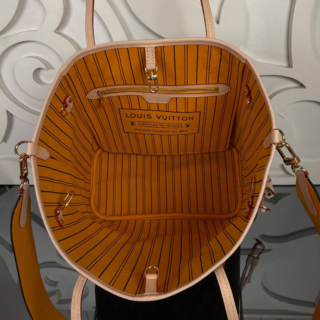 Neverfull Inside Out MM Premium Designer Style Women’s Bag – High Quality, Elegant Fashion Accessory