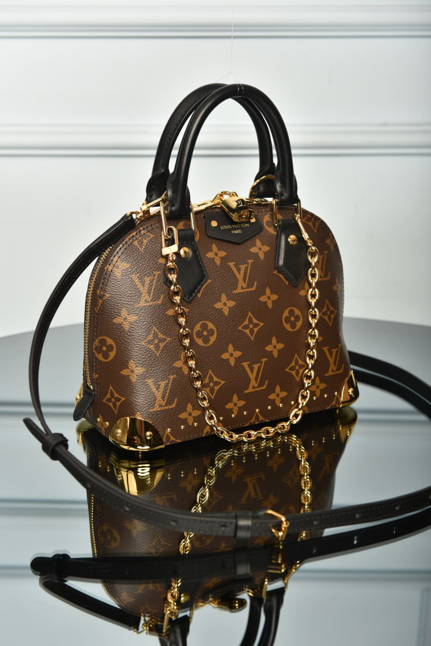 Alma Trunk BB,Premium Designer Style Women’s Bag – High Quality, Elegant Fashion Accessory