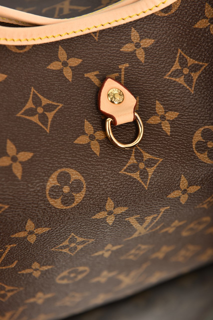 Lineup,Premium Designer Style Women’s Bag – High Quality, Elegant Fashion Accessory