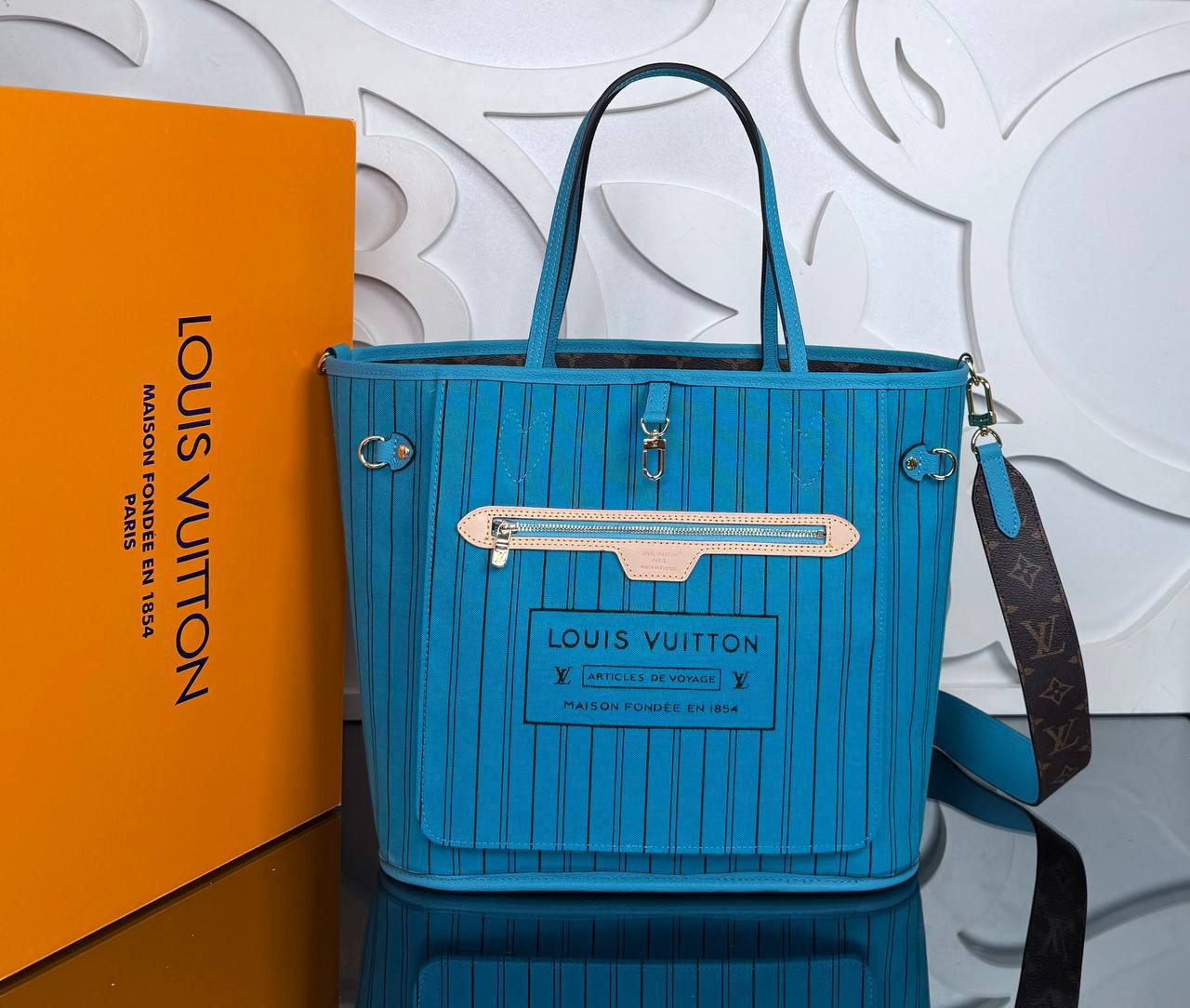 Neverfull Inside Out MM Premium Designer Style Women’s Bag – High Quality, Elegant Fashion Accessory