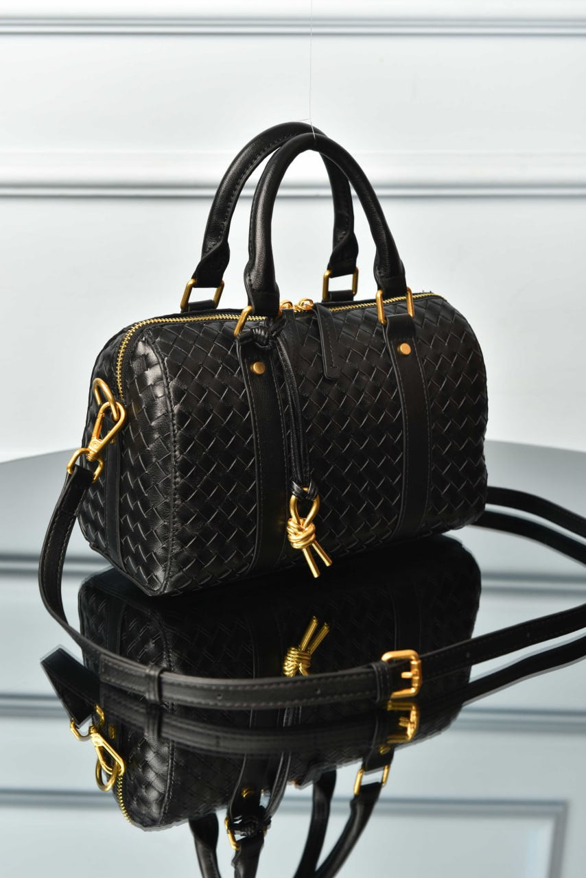 VENETA - Boston Woven Leather Bag,Premium Designer Style Women’s Bag – High Quality, Elegant Fashion Accessory