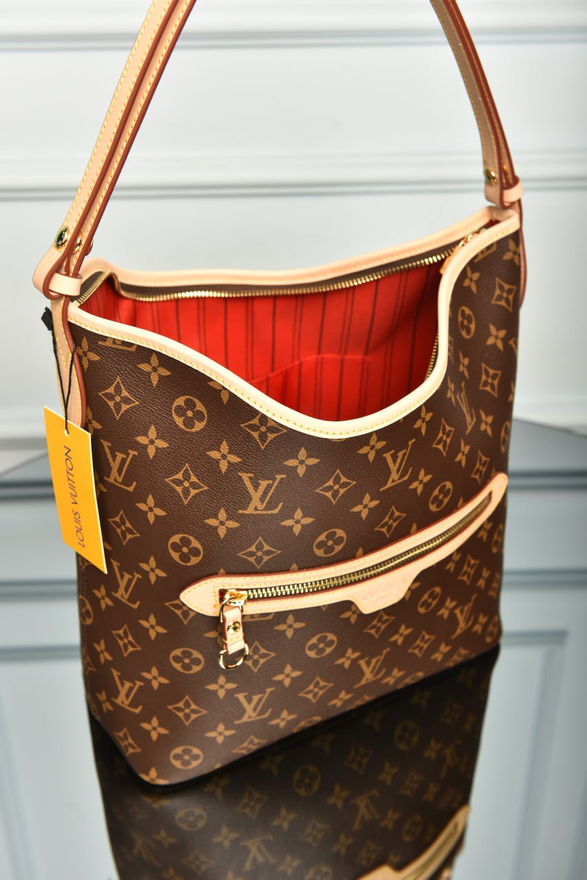 Lineup,Premium Designer Style Women’s Bag – High Quality, Elegant Fashion Accessory