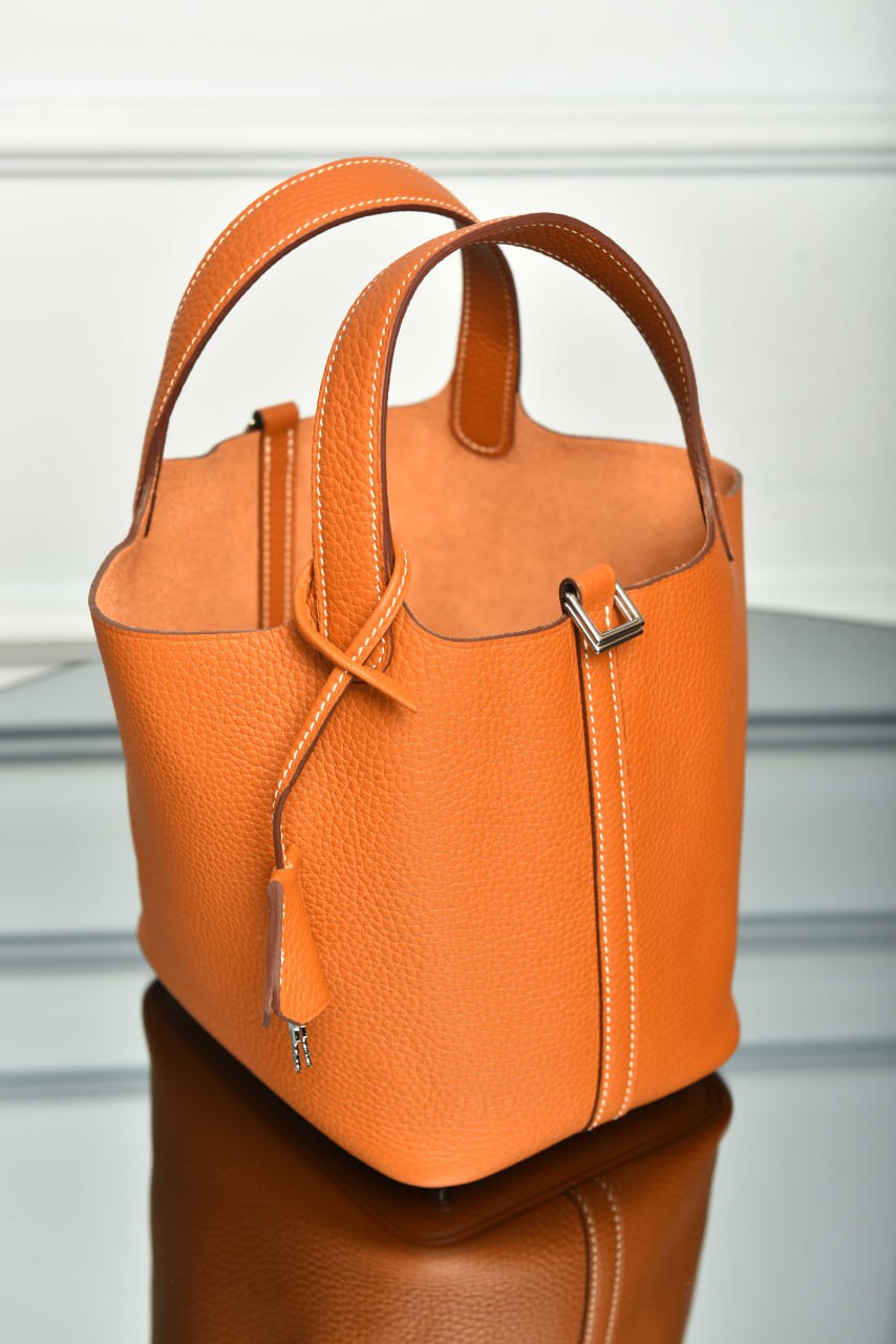 Picotin Lock 18 Premium Designer Style Women’s Bag – High Quality, Elegant Fashion Accessory