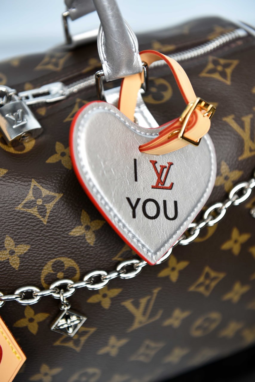 Speedy 30 silver,Premium Designer Style Women’s Bag – High Quality, Elegant Fashion Accessory