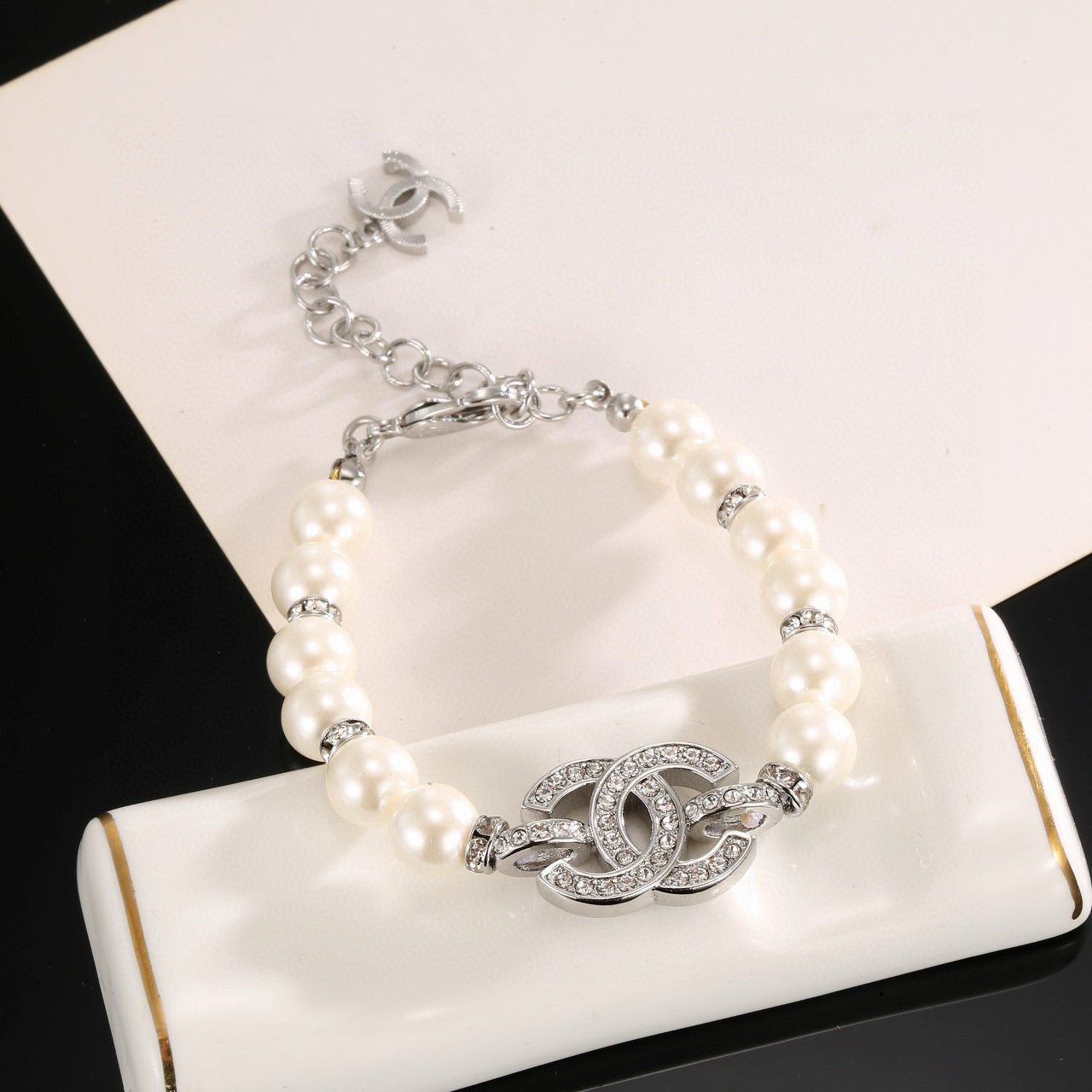 Elegant CC Logo Pearl Bracelet with Rhinestones for Women