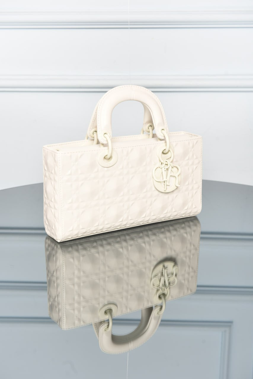 lady dior Premium Designer Style Women’s Bag – High Quality, Elegant Fashion Accessory