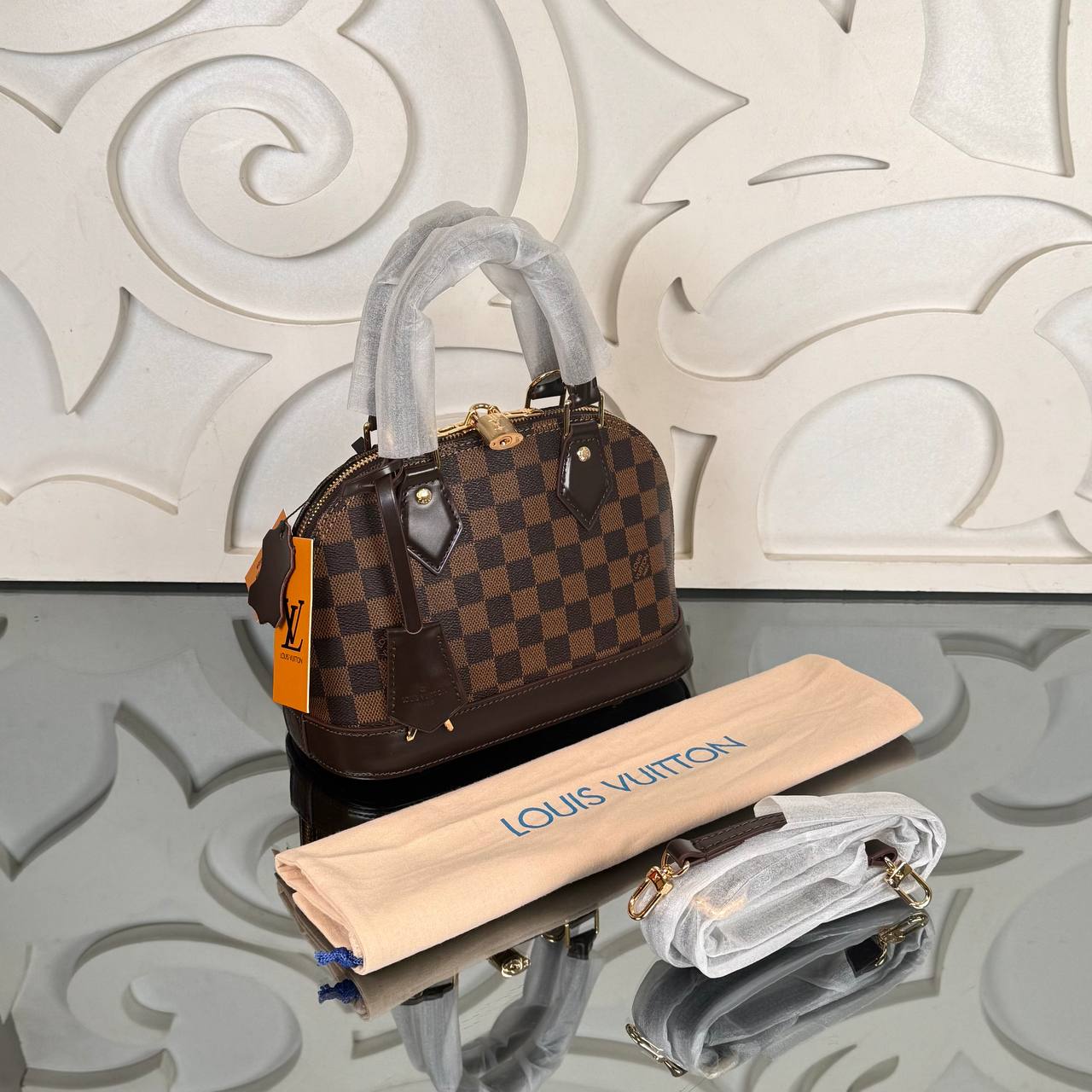 Alma BB, ve Premium Designer Style Women’s Bag – High Quality, Elegant Fashion Accessory