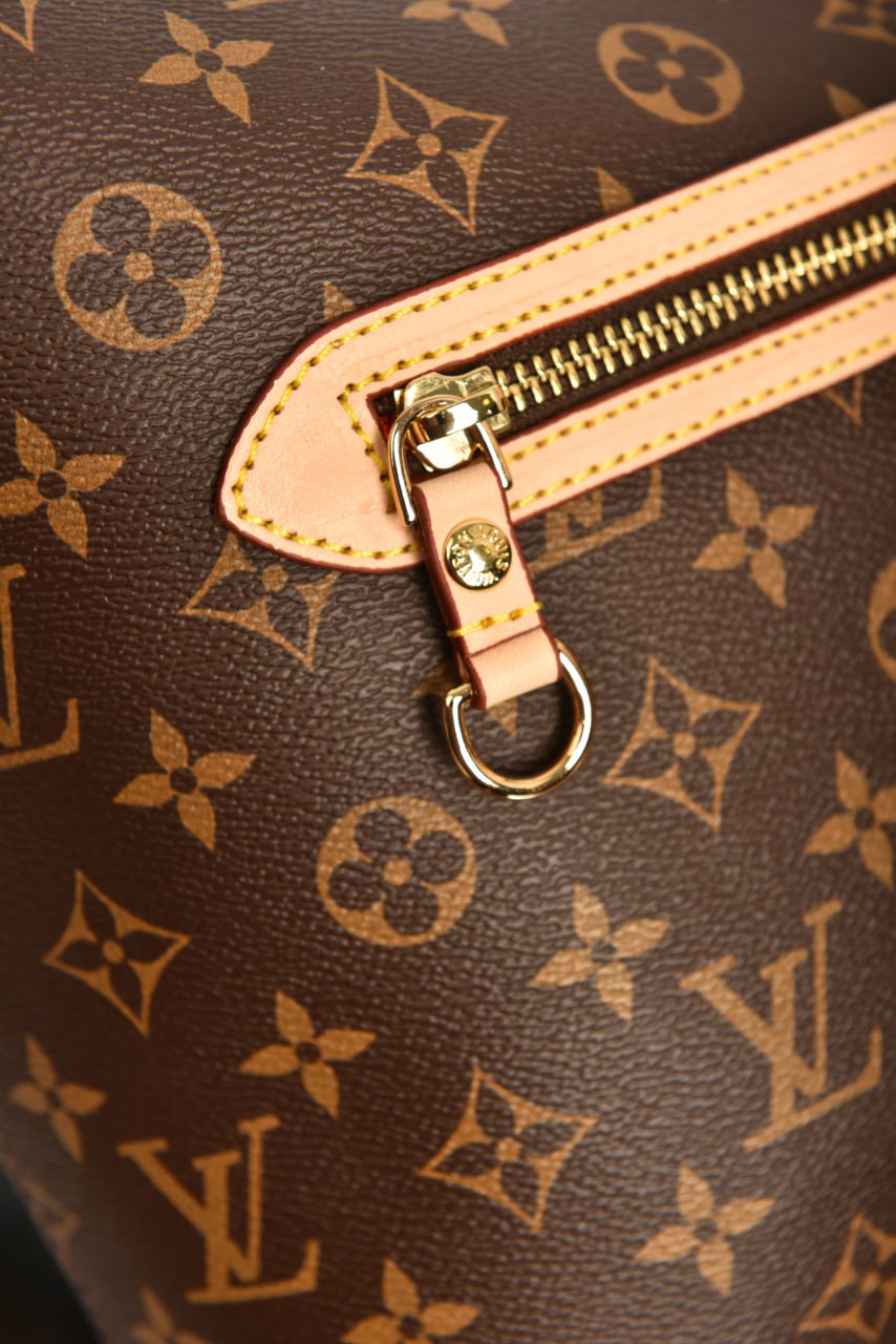 Lineup,Premium Designer Style Women’s Bag – High Quality, Elegant Fashion Accessory