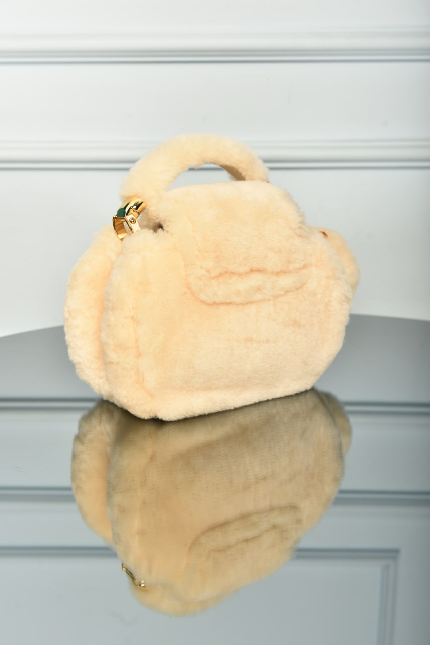 Capusnow,Premium Designer Style Women’s Bag – High Quality, Elegant Fashion Accessory