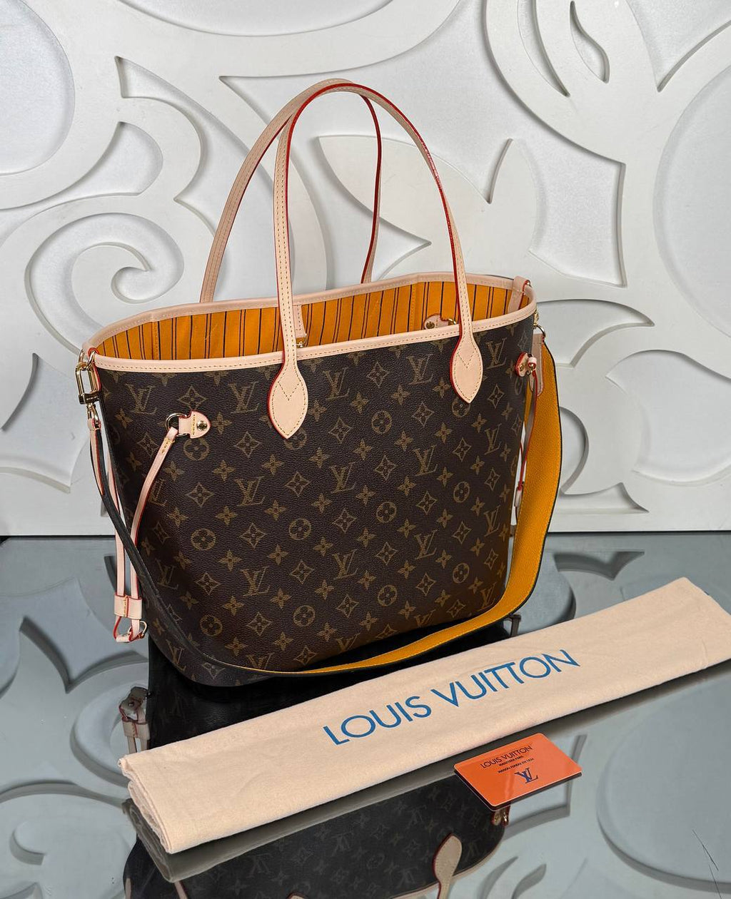 Neverfull Inside Out MM Premium Designer Style Women’s Bag – High Quality, Elegant Fashion Accessory