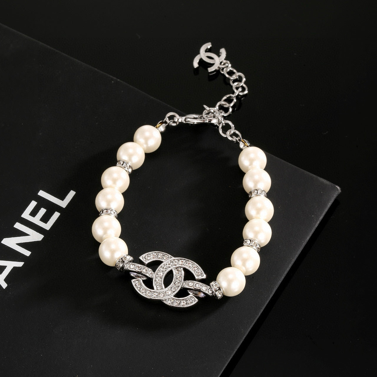 Elegant CC Logo Pearl Bracelet with Rhinestones for Women