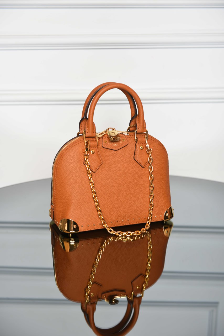 Alma Trunk BB Premium Designer Style Women’s Bag – High Quality, Elegant Fashion Accessory