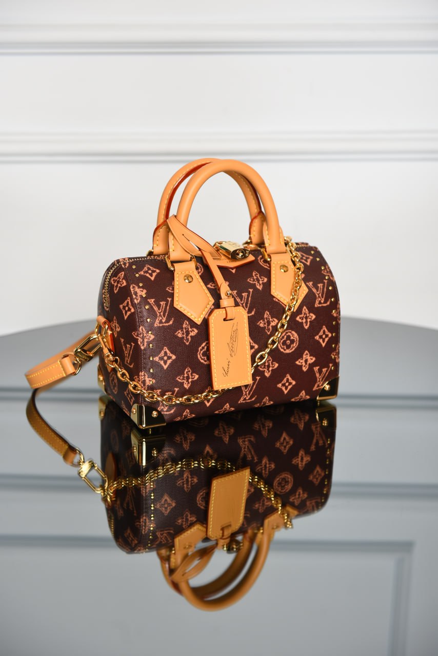 Speedy trunk 20 ,Premium Designer Style Women’s Bag – High Quality, Elegant Fashion Accessory (Kopya)