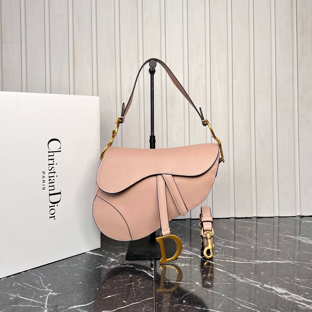 Saddle Bag Medium,Premium Designer Style Women’s Bag – High Quality, Elegant Fashion Accessory